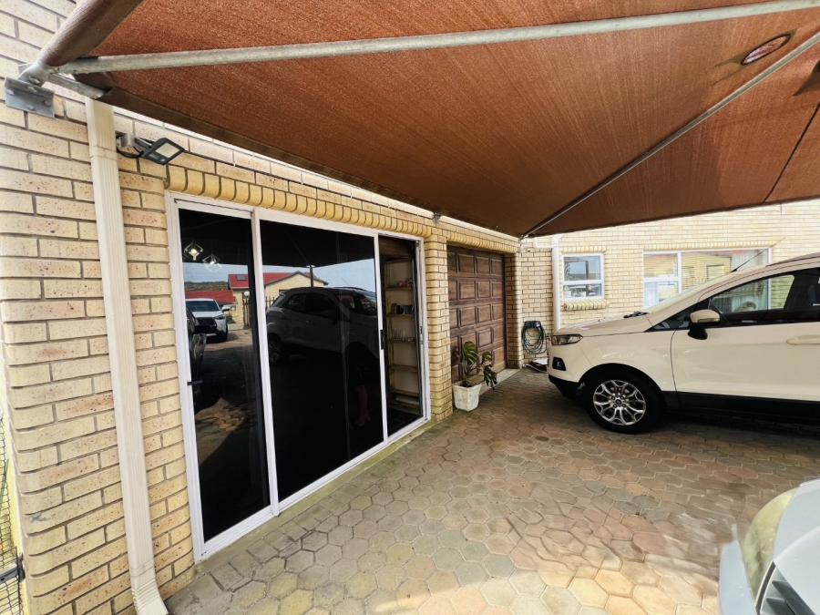 3 Bedroom Property for Sale in Island View Western Cape